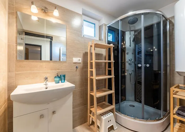 Liska V Peci - Apartmanovy Dum Horalka, Διαμέρισμα Pec pod Snezkou