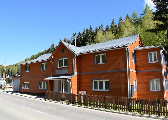 Liska V Peci - Apartmanovy Dum Horalka, *